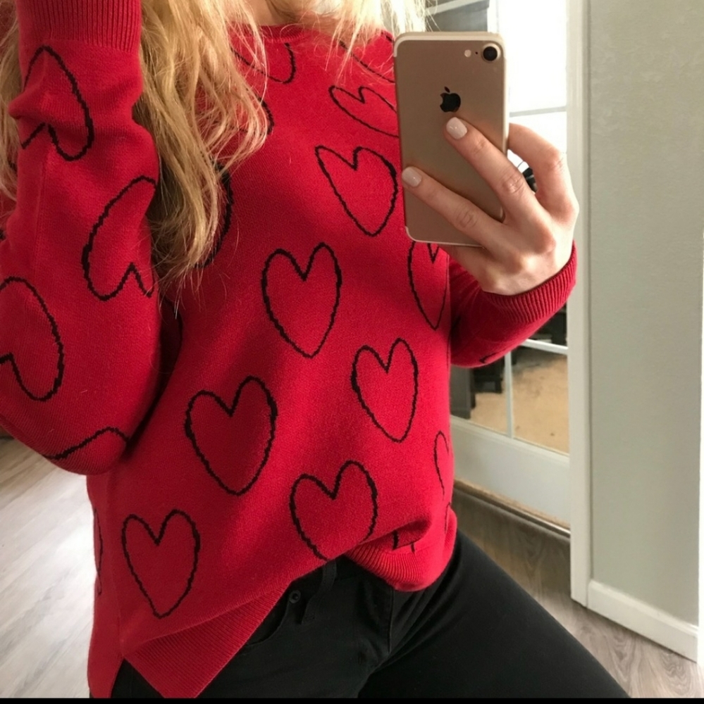 ❤NWT Red Heart Sweater❤